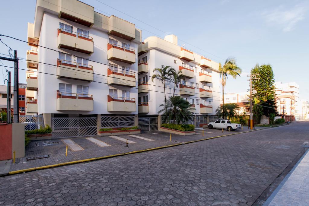 Edificio Ximenes II Apartment Ubatuba Exterior photo