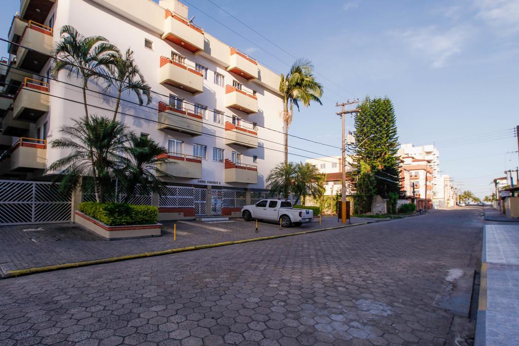 Edificio Ximenes II Apartment Ubatuba Exterior photo